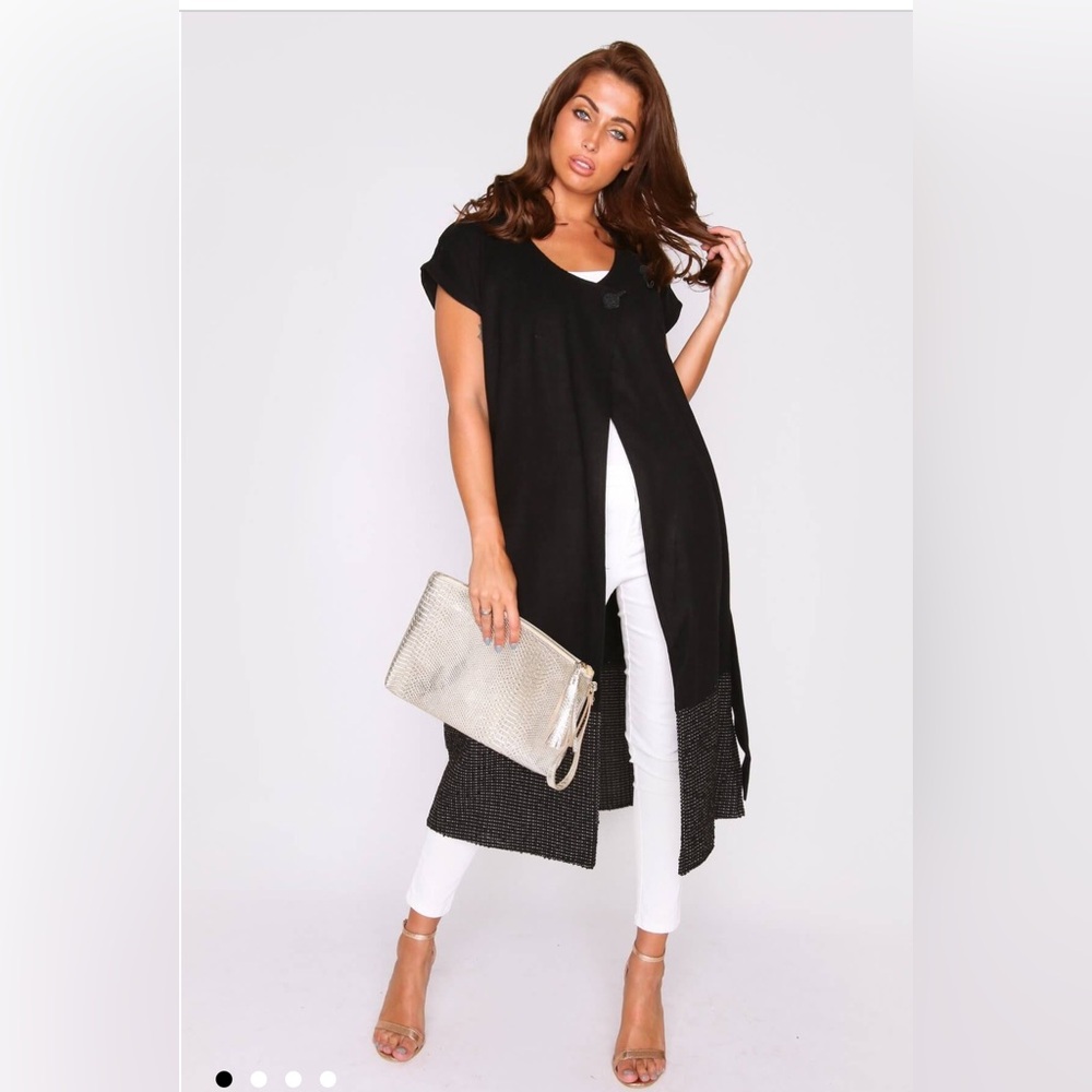Diamantine femme fidelma short sleeve longline midi single fasten jacket.